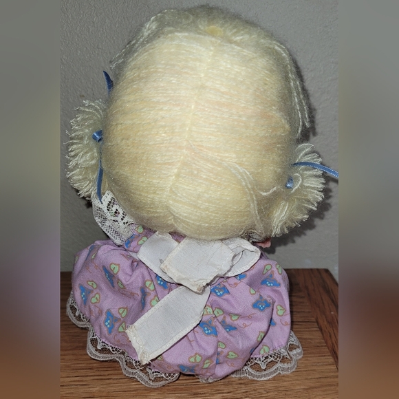 Precious Moments:  The Precious Moments Quartet Musical Collection Music Box - Picture 2 of 5